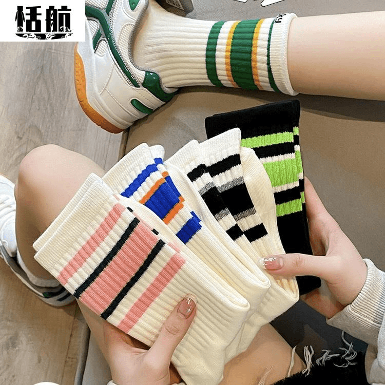 恬航 【新店开业】袜子女潮秋冬条纹运动网红中筒小腿长袜街头配小白鞋