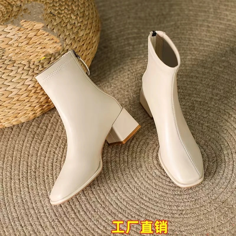 真软皮马丁靴女英伦风2024秋冬粗跟切尔西靴弹力瘦瘦靴高跟短靴