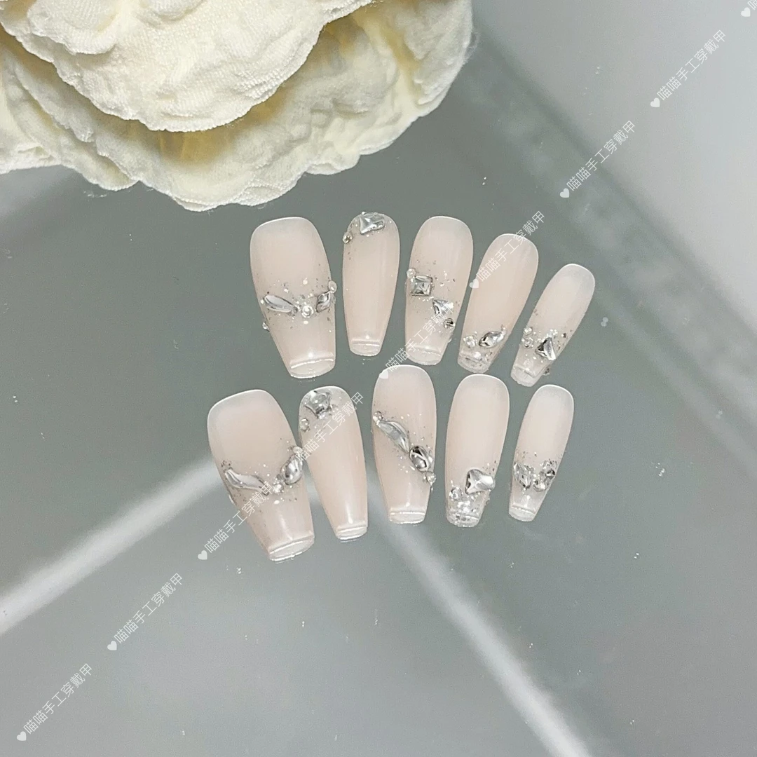 甜茶碎冰穿戴甲中长款网红手工美甲ins风显白秋冬款轻奢