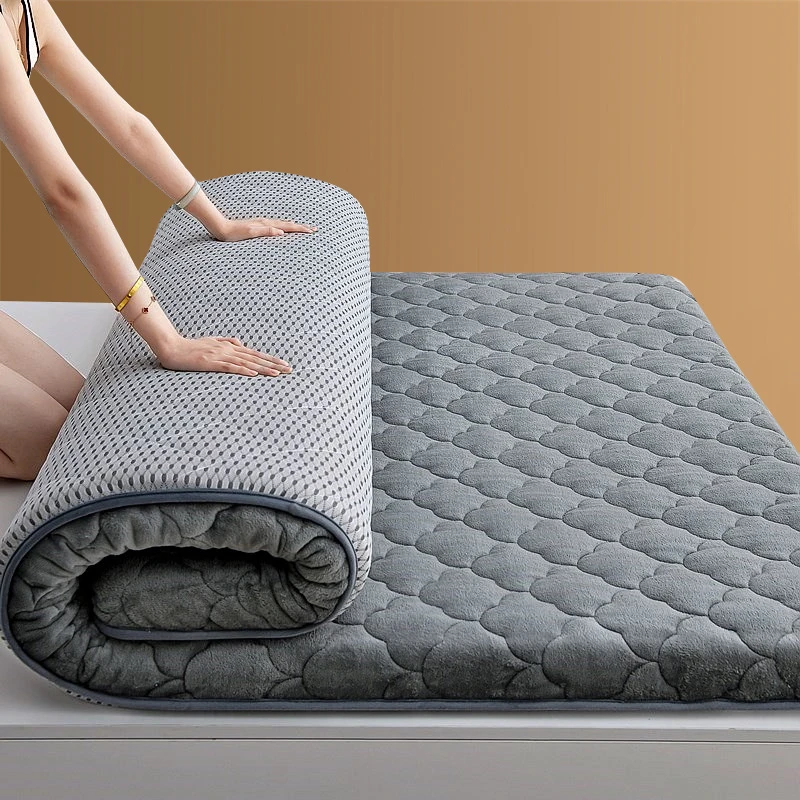 秋冬褥子床垫加厚牛奶绒软垫家用榻榻米垫子学生宿舍单人床褥垫