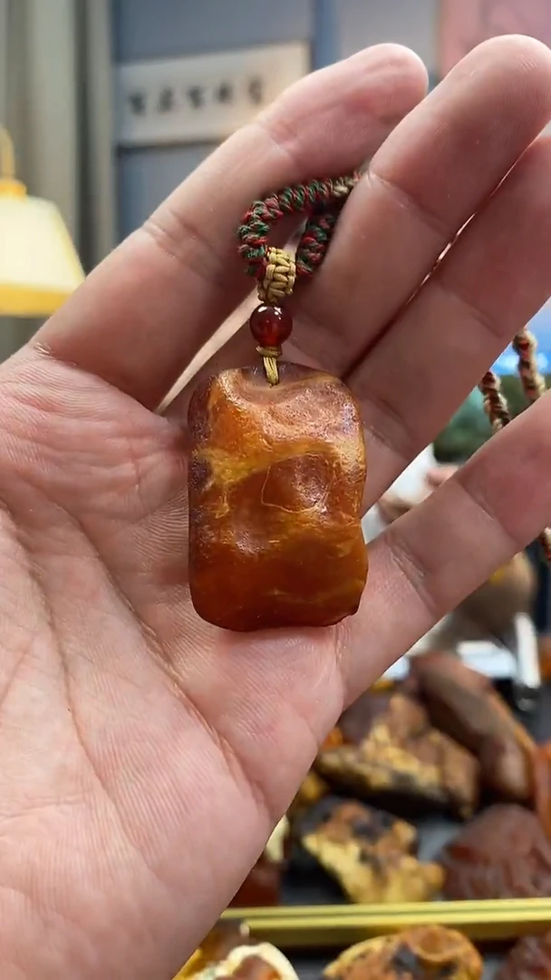 【闪购商品】蜜蜡颈饰未镶嵌吊坠