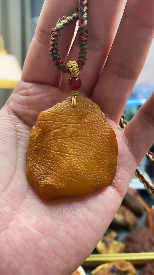 【闪购商品】蜜蜡颈饰未镶嵌吊坠