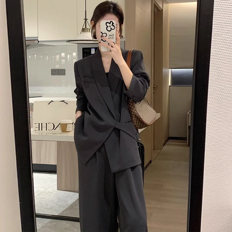 西装套装女高级感休闲气质女神2024春秋新款韩版小个子西服两件套