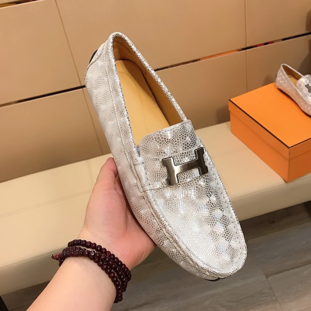 高端手工豆豆鞋新款真皮一脚蹬百搭休闲皮鞋男套脚时尚乐福鞋轻奢