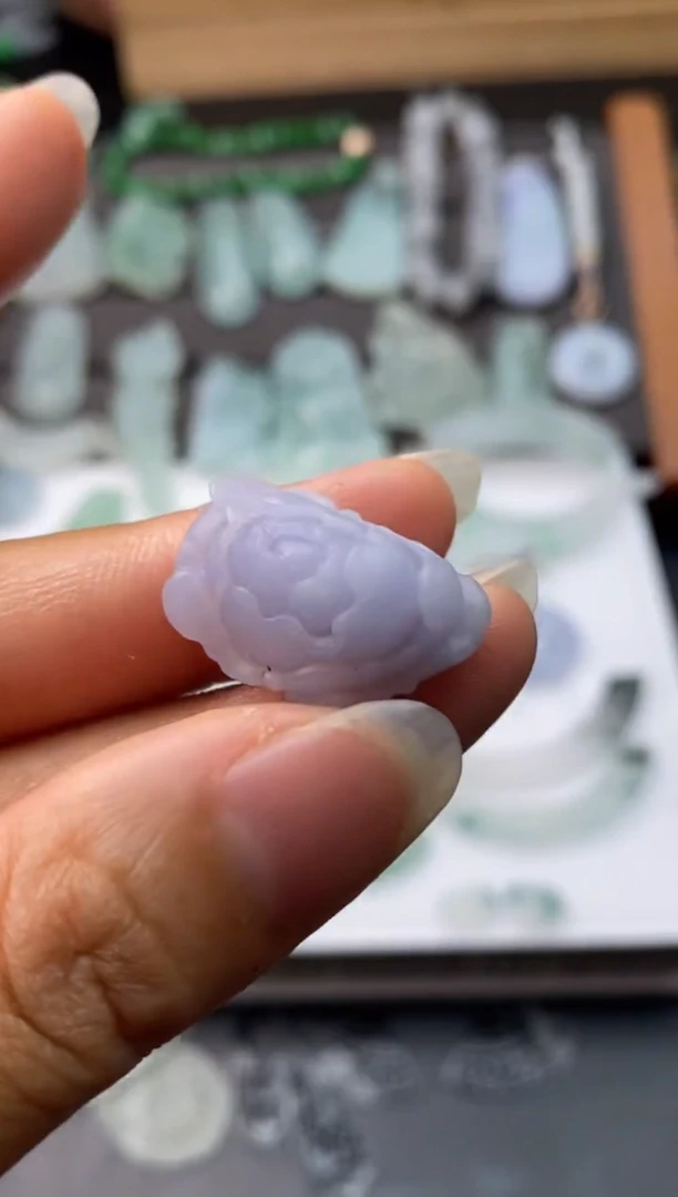 【闪购商品】定制翡翠未镶嵌翡翠毛货~多样性发其一