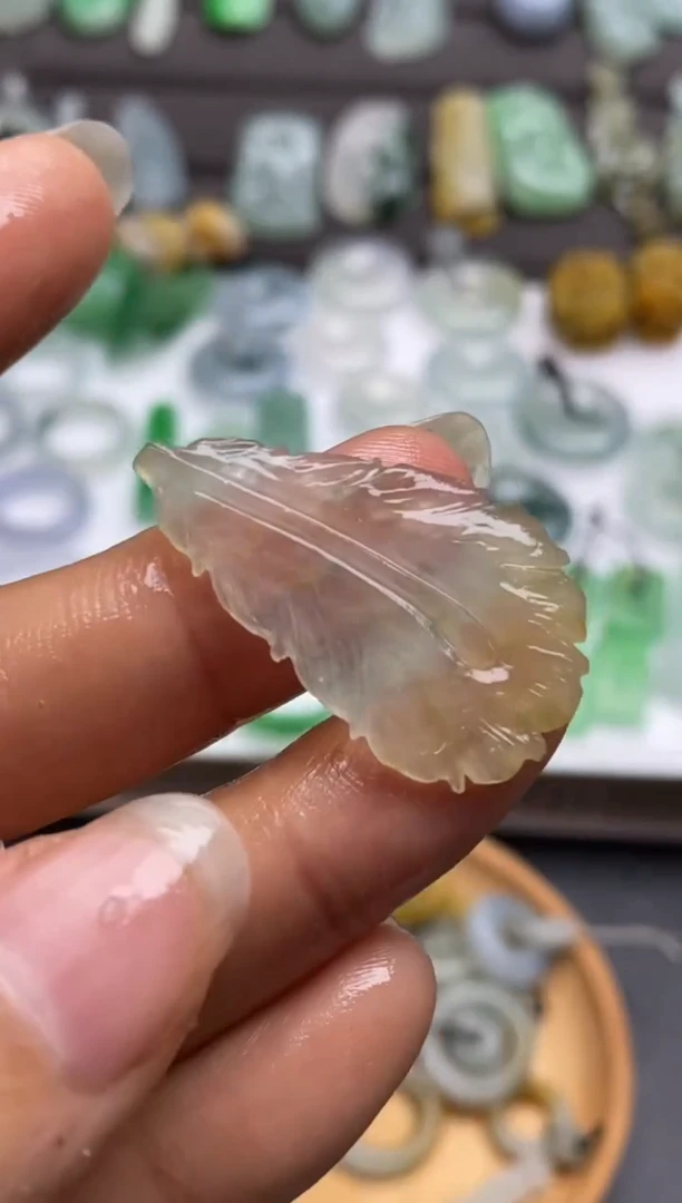 【闪购商品】定制翡翠未镶嵌翡翠毛货~