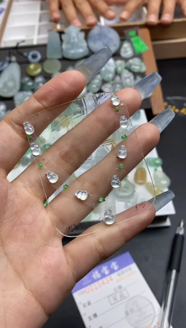 【闪购商品】定制翡翠未镶嵌翡翠毛货~