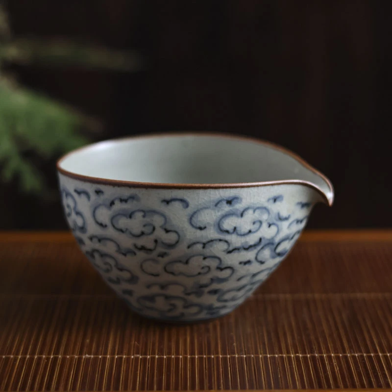 斋居 宽肚祥云公道杯(200ml)（朴公道0004）