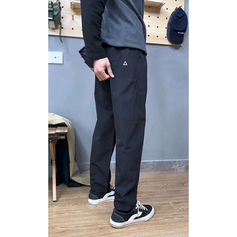 黑色软壳机能冲锋裤男款秋冬防风防水锥形裤子户外徒步速干登山裤