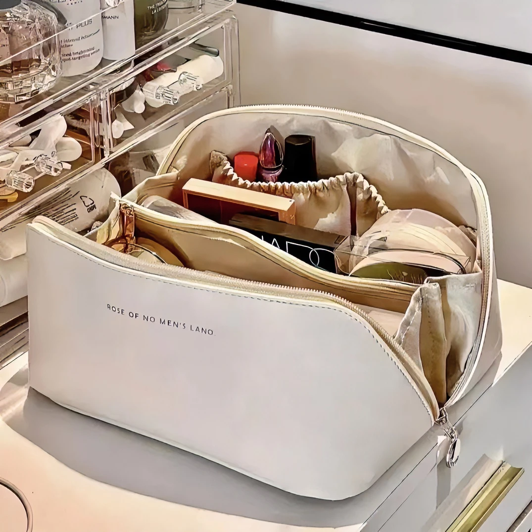 化妆包女大容量便携ins高级感网红2022新款超火旅行品洗漱收纳袋