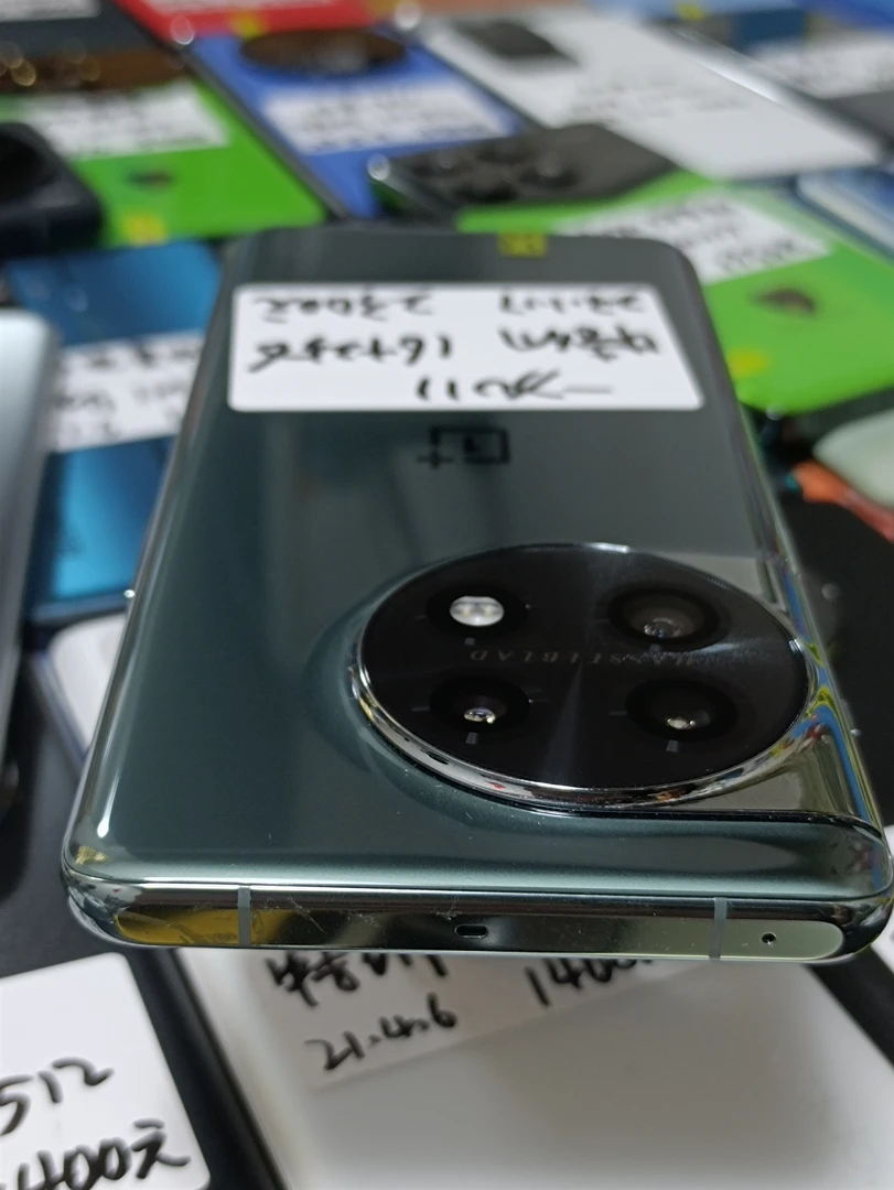 9新 OnePlus/一加 11 青色 二手曲面屏 16GB+256GB 正品 学生游戏