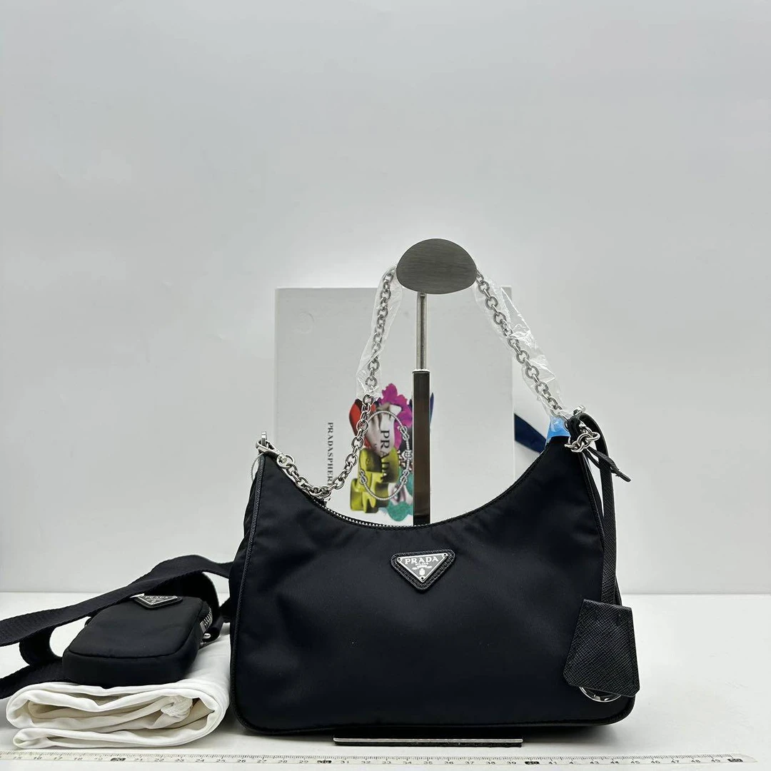 胖虎佳佳/普拉达/95新/公价0/箱包/两用包/312408120191