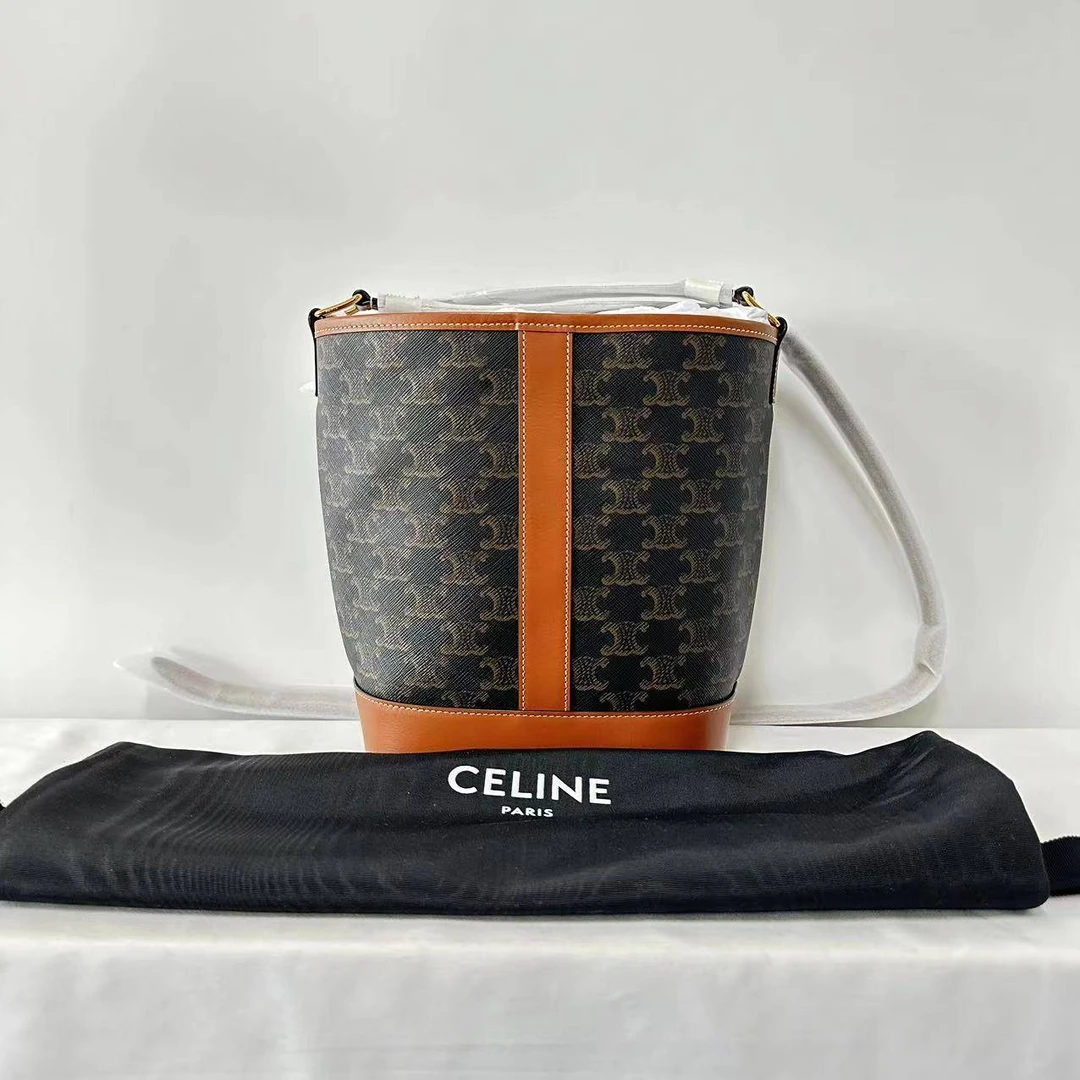 95新 Celine/思琳 胖虎佳佳/箱包/斜挎包/312407310235