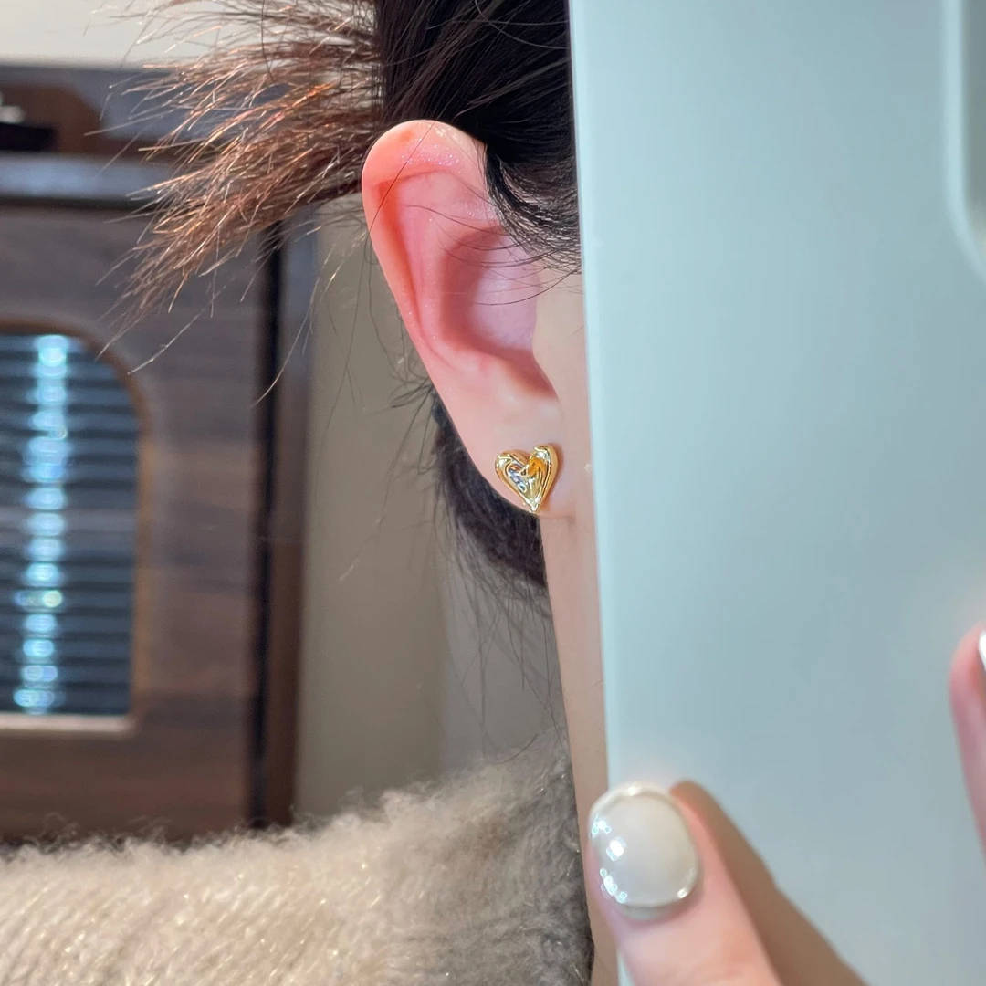 轻奢氛围感爱心耳钉精致两戴耳饰R2130