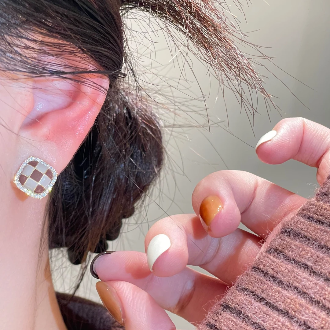 雅丹风时尚百搭耳钉气质轻奢高级感耳饰R1974