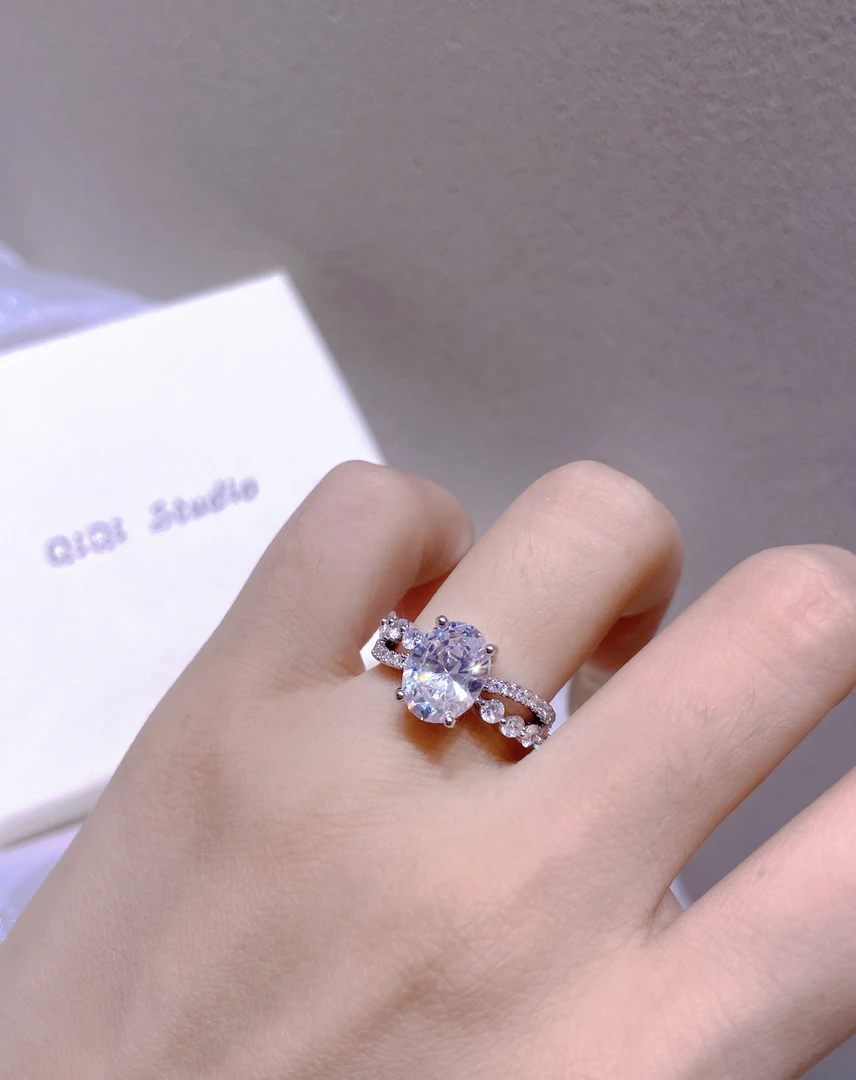 铜合金锆石戒指 复古小众设计感鸽子蛋椭圆形双层排钻戒指环