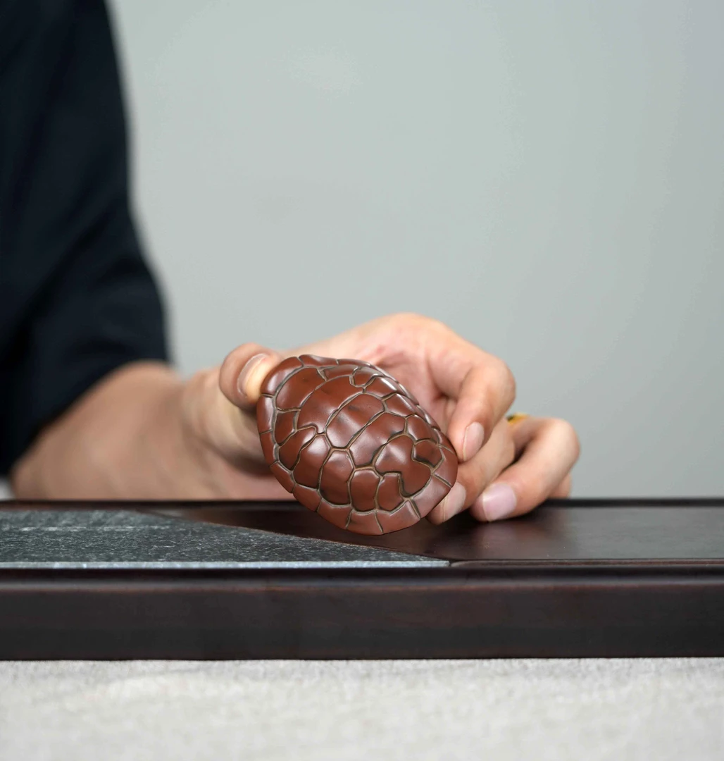 广西钦州坭兴陶 茶宠 古铜色  富甲一方