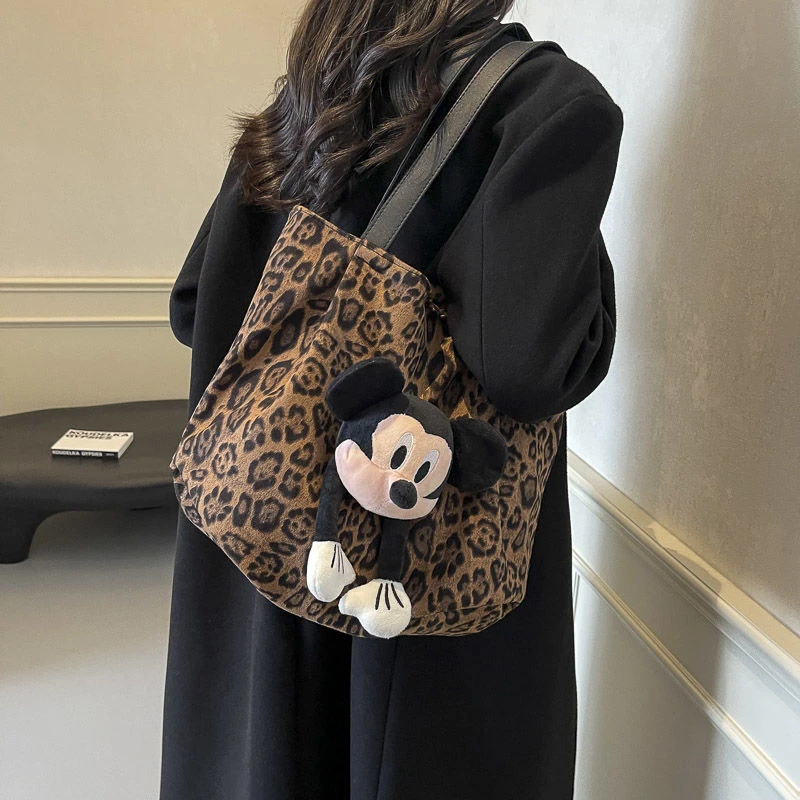 豹纹包包女大容量2024新款秋冬休闲卡通单肩布包购物袋通勤托特包