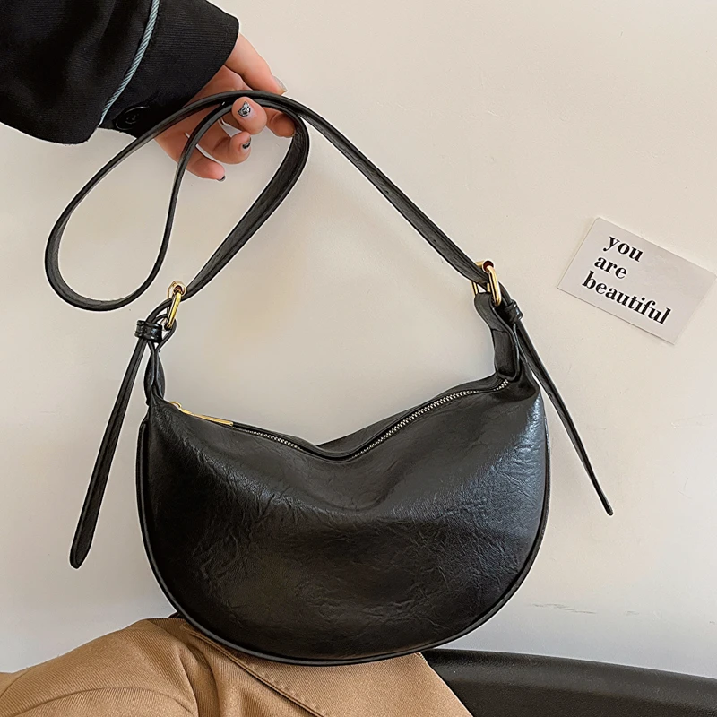 高级质感小众小包包女2023新款潮秋冬饺子包时尚百搭单肩斜跨包