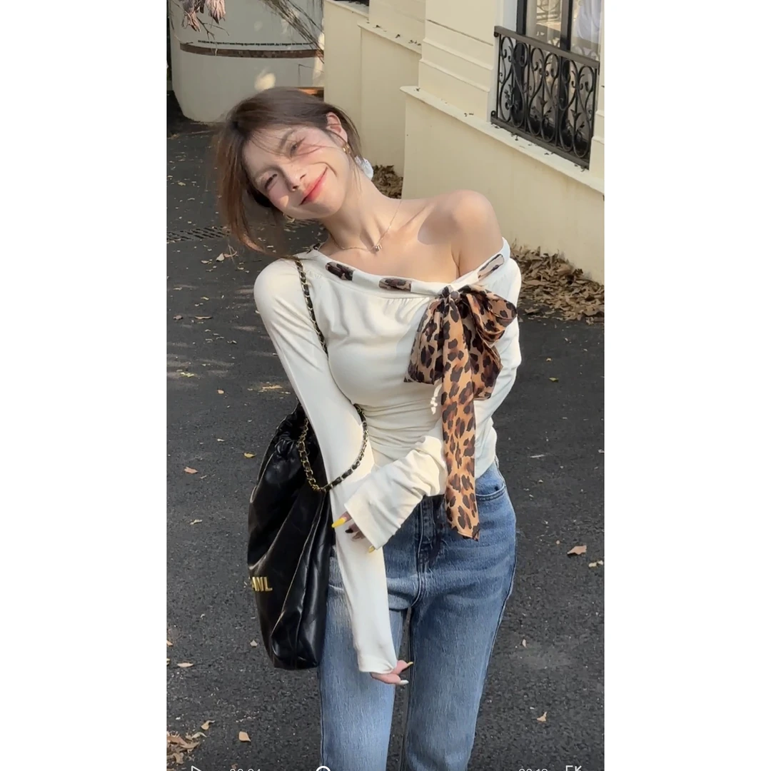 HuiHui【深巧贝果】小心机豹纹系带长袖T恤性感纯欲性感上衣（A786)