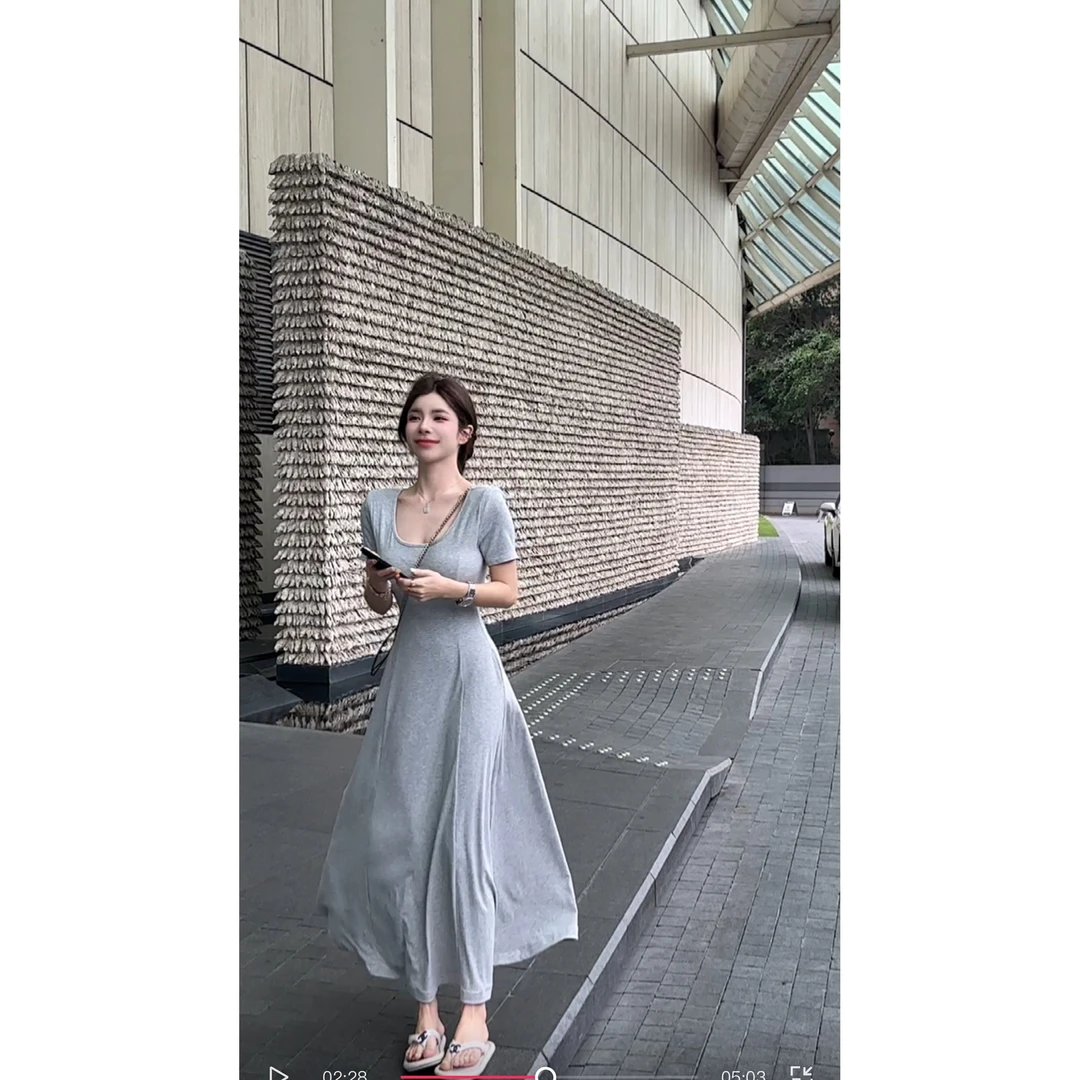 HuiHui【有氧假日】短袖连衣裙有口袋修身露背长裙 自带胸垫（A256)