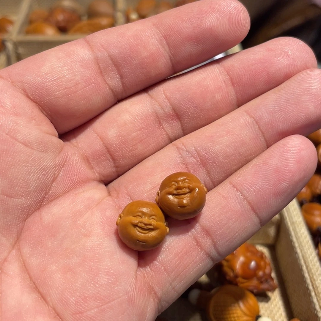 【闪购商品】橄榄核吊坠千*