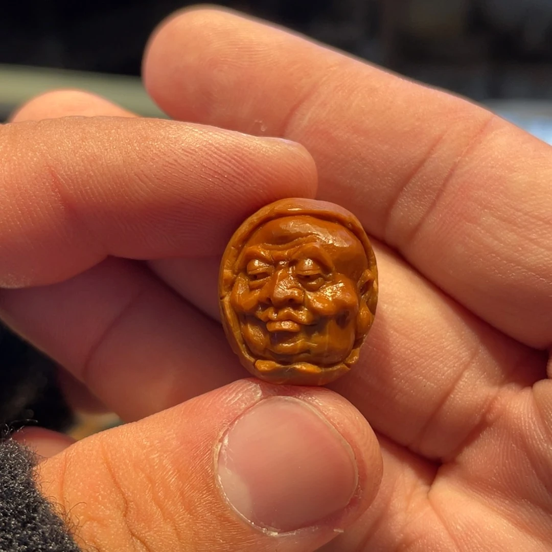 【闪购商品】橄榄核吊坠天**雨