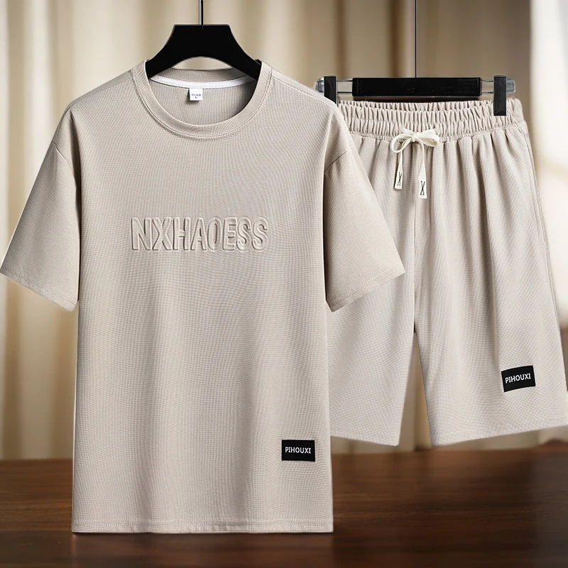 夏季大码运动套装男士2024新款时尚舒适透气短袖t恤短裤帅气男装