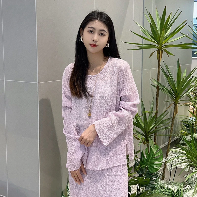 一眼惊艳 慵懒腔显瘦篙品质长袖蚕丝上衣 重工褶皱真丝肌理感气质