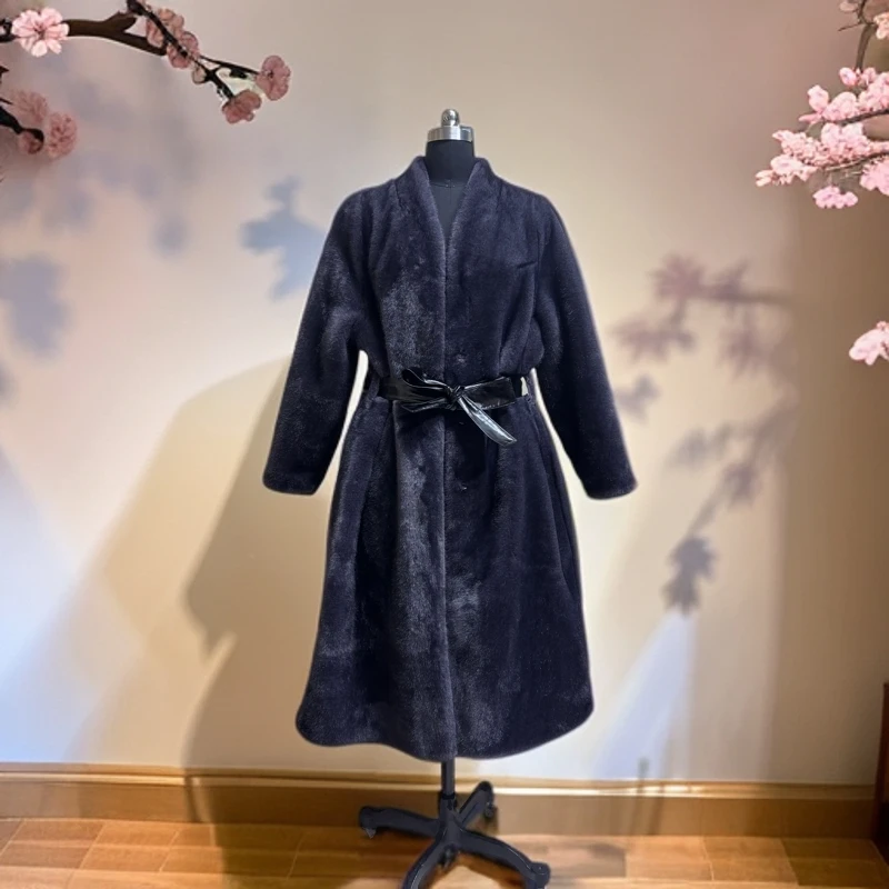 海宁2024秋冬季新款高端时尚大衣