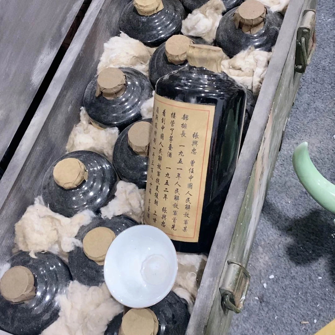 【闪购商品】瓷摆件