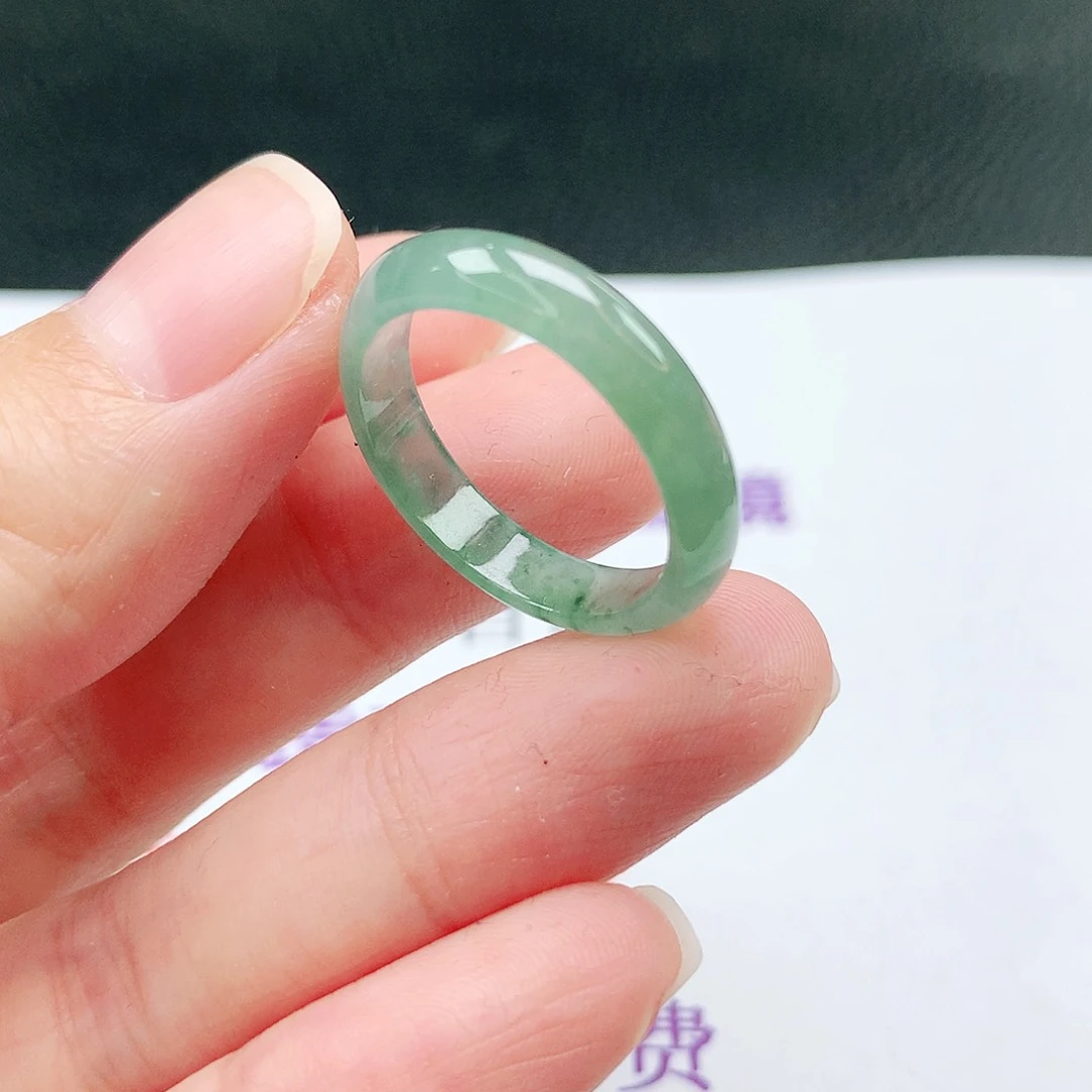 翡翠颈饰未镶嵌天然A货翡翠