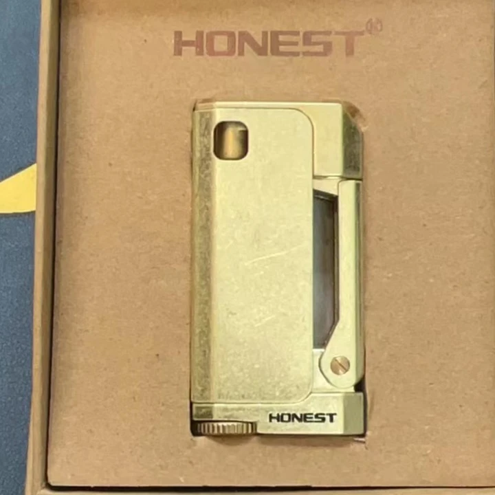 HONEST百诚    冷锋黄铜滚花煤油打火机QB
