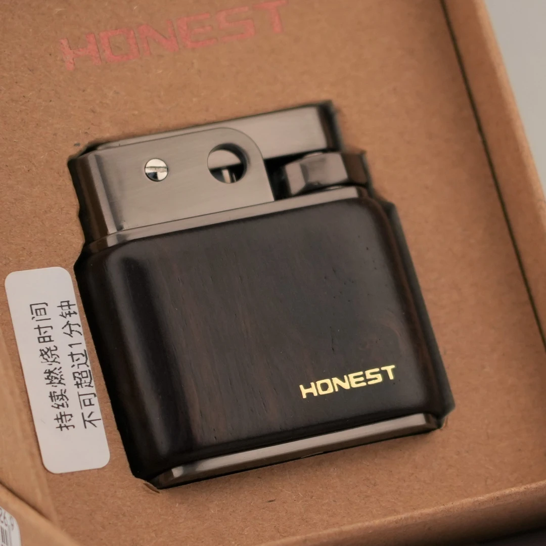 HONEST/百诚金田煤油打火机檀木QB
