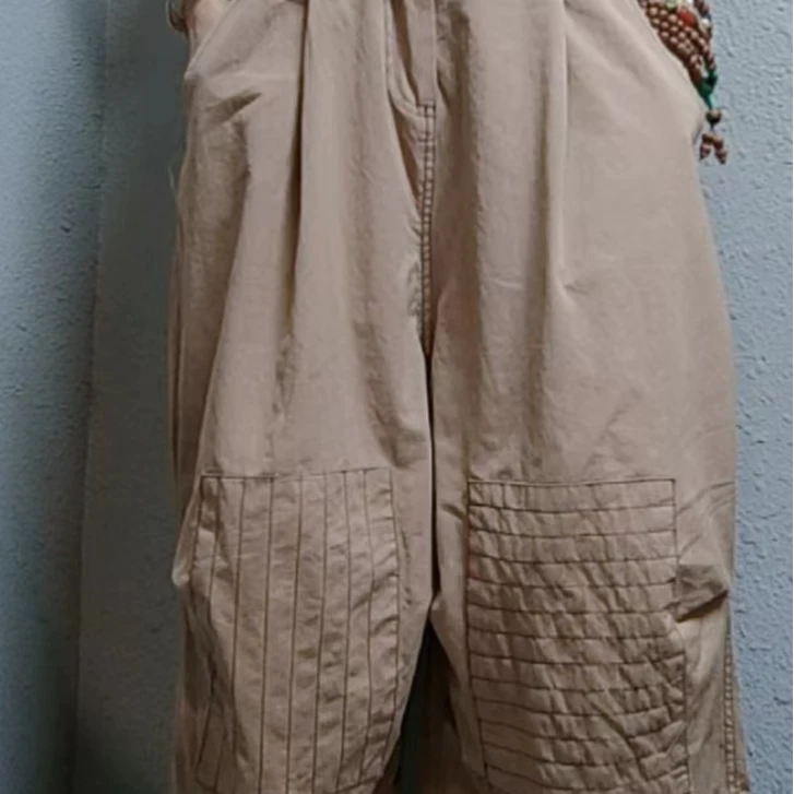 膝盖不对称贴布时尚休闲宽松八分裤