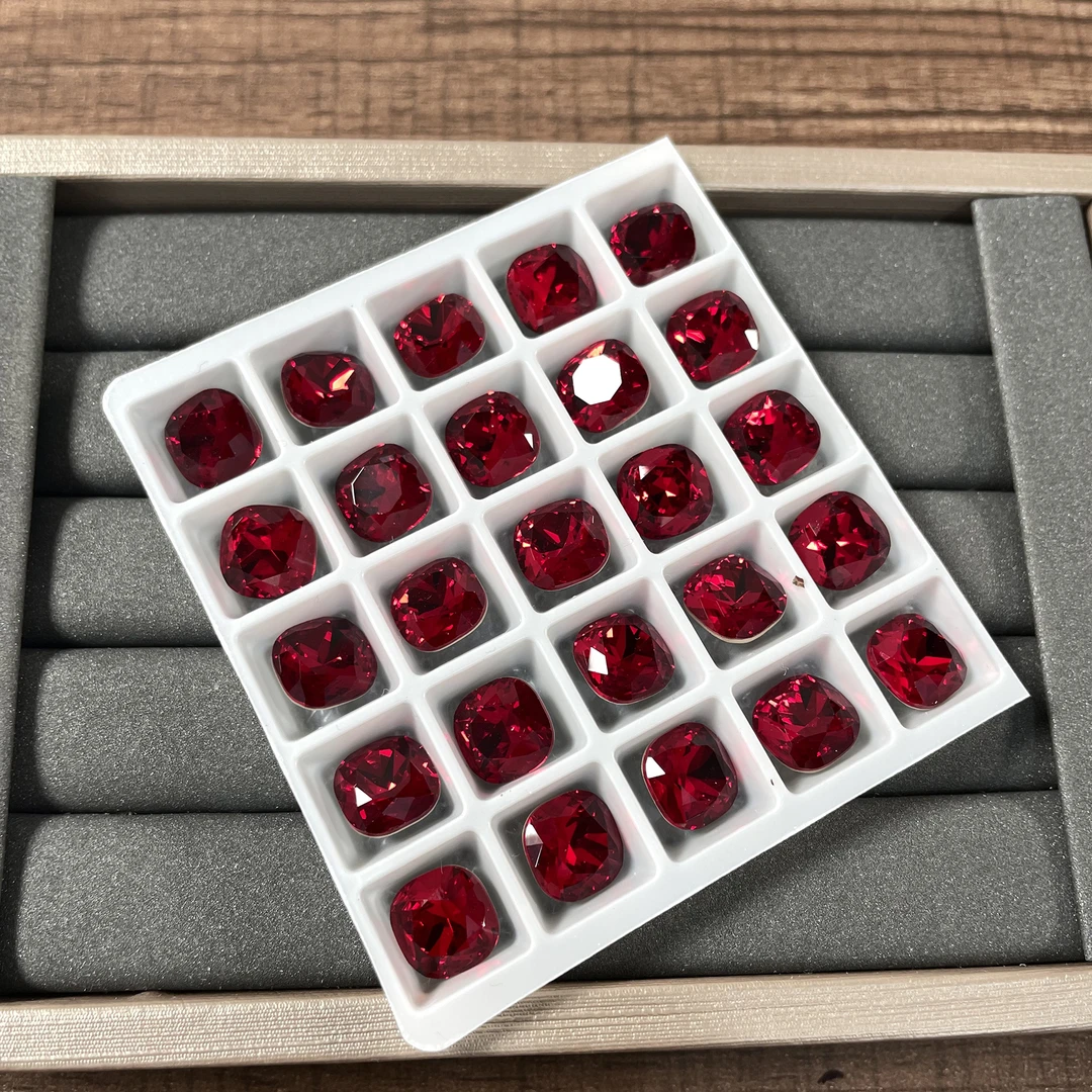 东洲美甲钻 秋冬斯嘉丽红系列 冰糖肥方椭圆歪心尖底美甲饰品