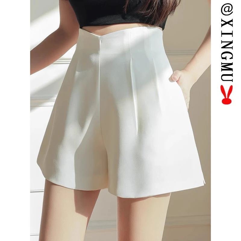 白色西装短裤女夏季薄款花苞高腰宽松阔腿裤外穿a字休闲打底热裤