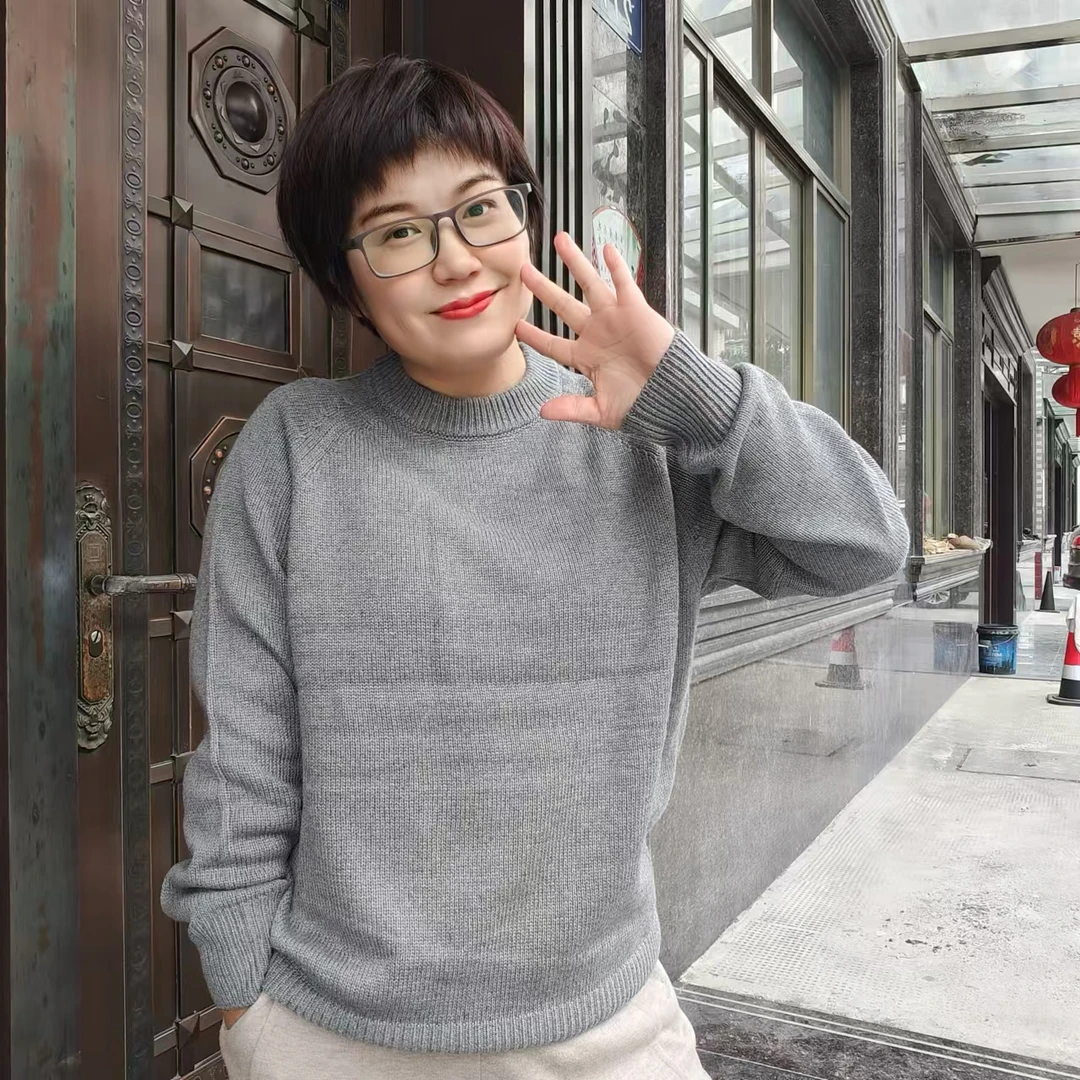 女士加厚400克左右外贸尾单桑蚕丝羊绒圆领高货