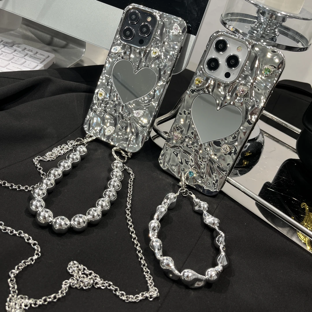 小众高级感电镀爱心镜面手提斜挎链手机壳适用苹果系列