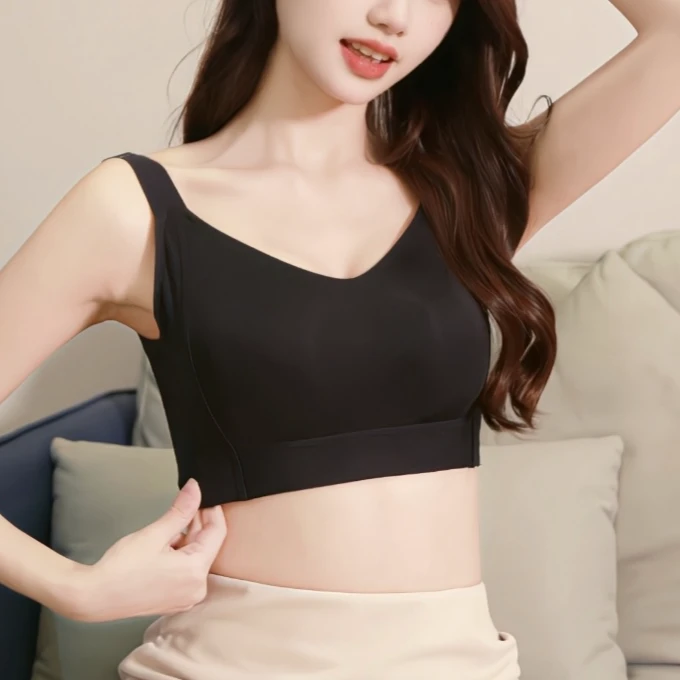 大胸显小无痕薄款内衣舒适无钢圈束胸塑形全罩杯文胸女
