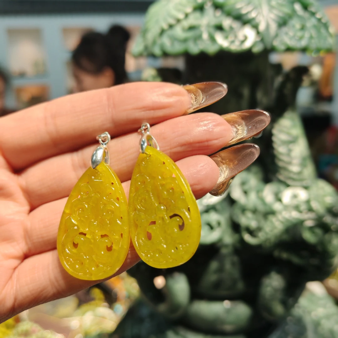 天然岫玉精美古风耳坠