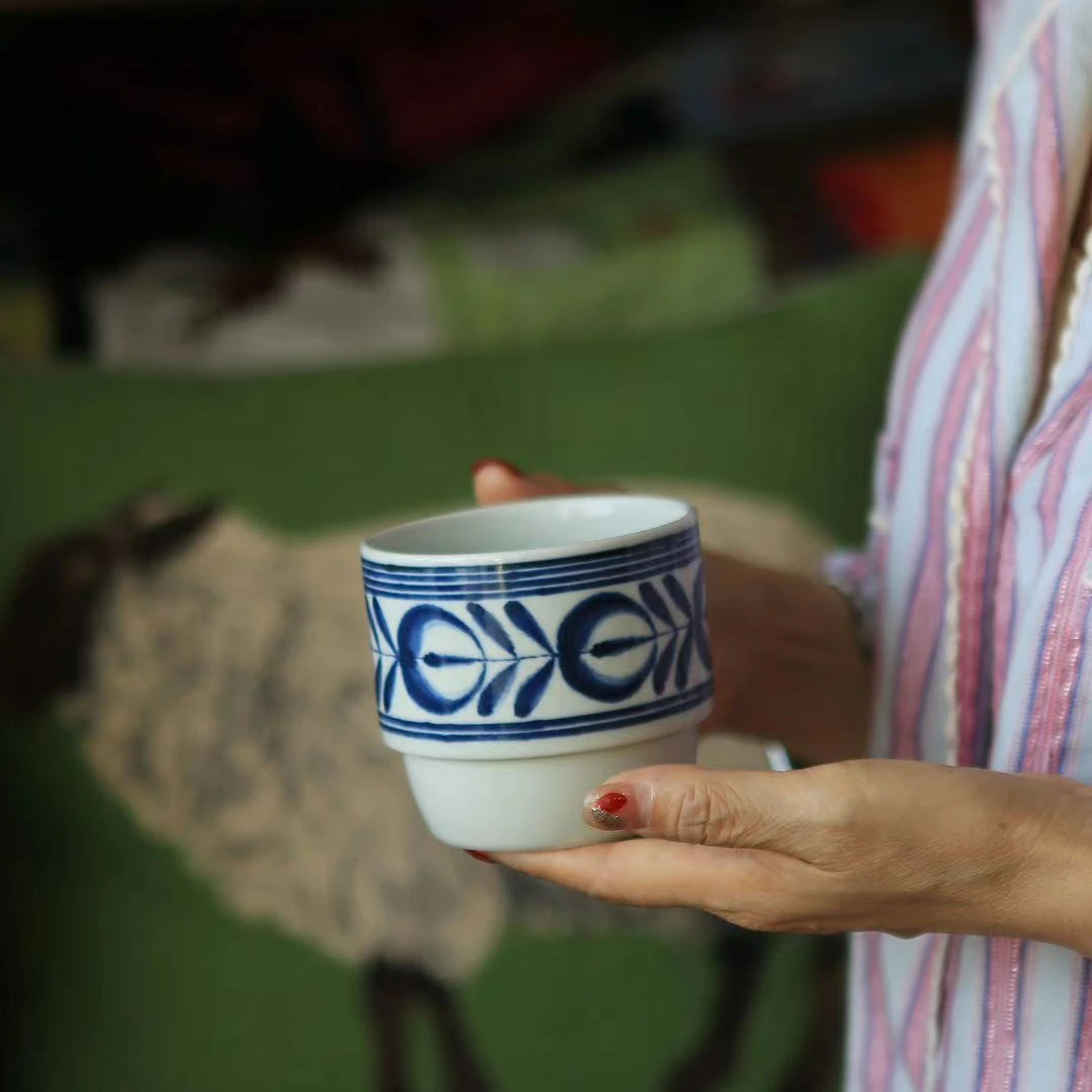 波佐见烧日本进口蓝海草陶瓷餐具釉下彩日式家用马克杯子水杯