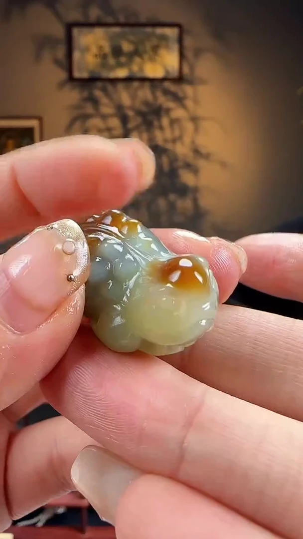 【闪购商品】和田玉吊坠未镶嵌玉质结构颜色差异化发货j3079