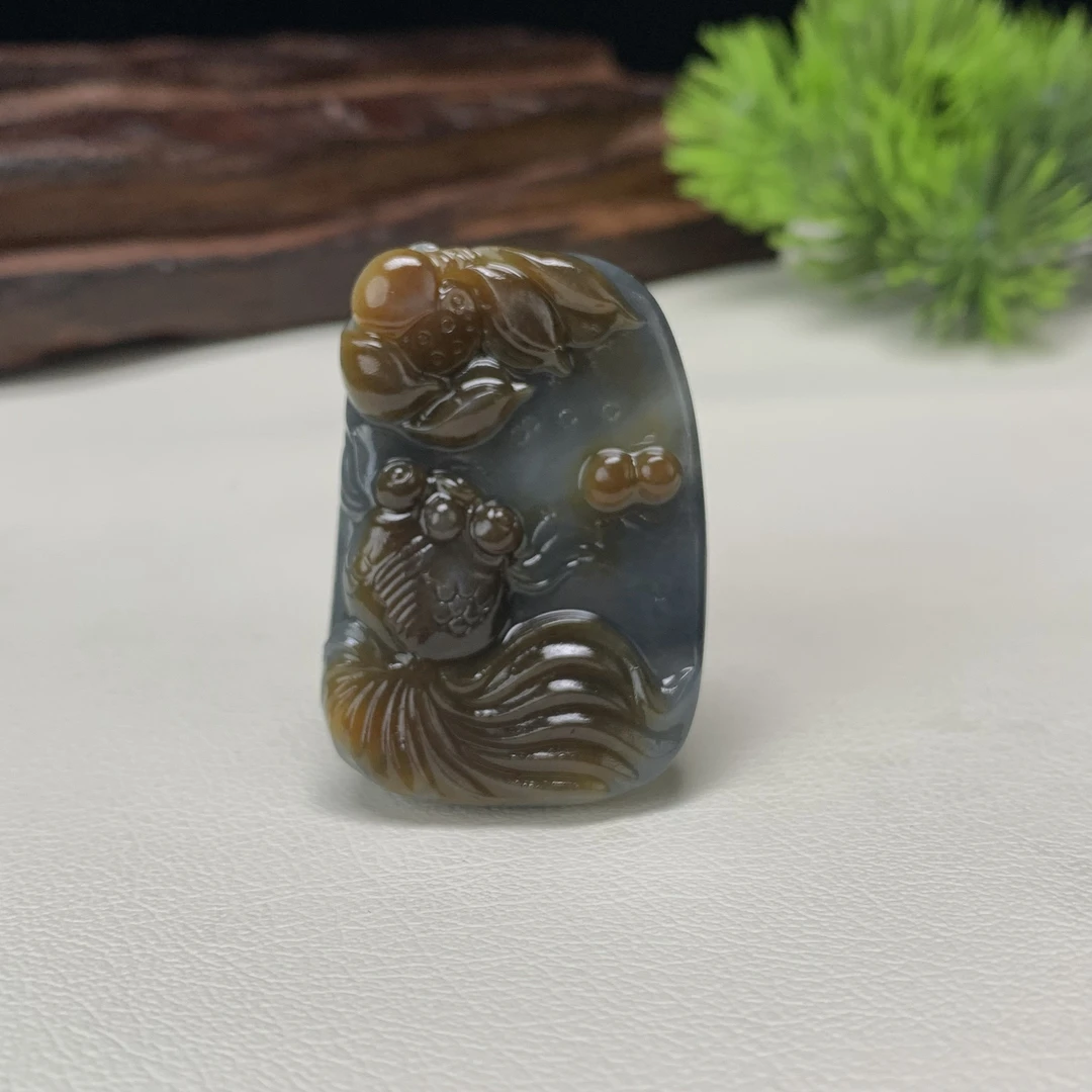 【豫人豫品】和田玉大漠楼兰三色莲年有余j2898