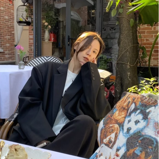 VUMP黑色休闲炸街西装外套女韩版2025春秋宽松高级感小西服灰上衣