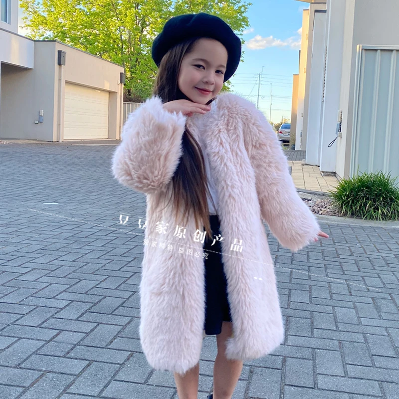 豆豆家原创23冬季新款女童中长款外套儿童风衣加厚小童大衣潮