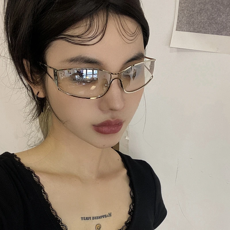 欧美yk2辣妹风小框浅色墨镜女款潮凹造型高级感无框猫眼太阳眼镜