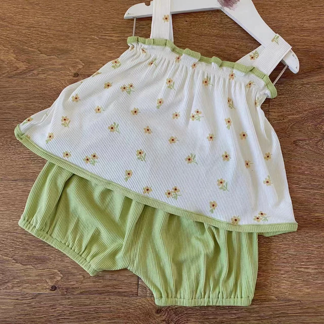 7101新款儿童套装 宝宝时尚吊带衣服