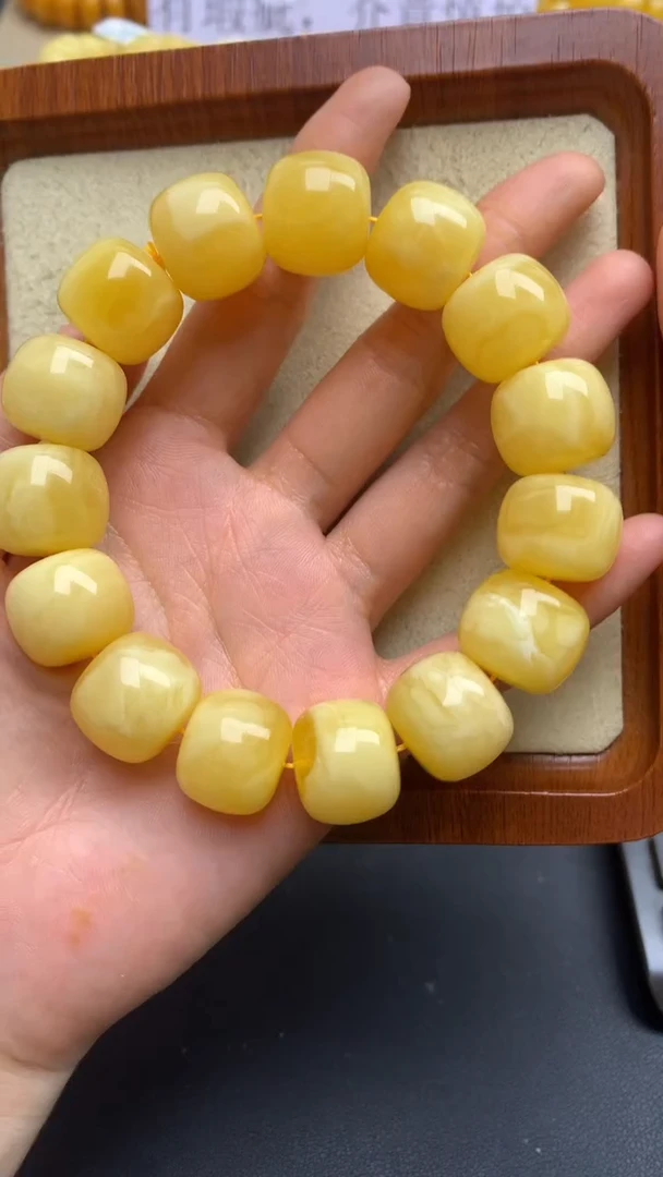 【闪购商品】蜜蜡珠宝奇石未镶嵌5