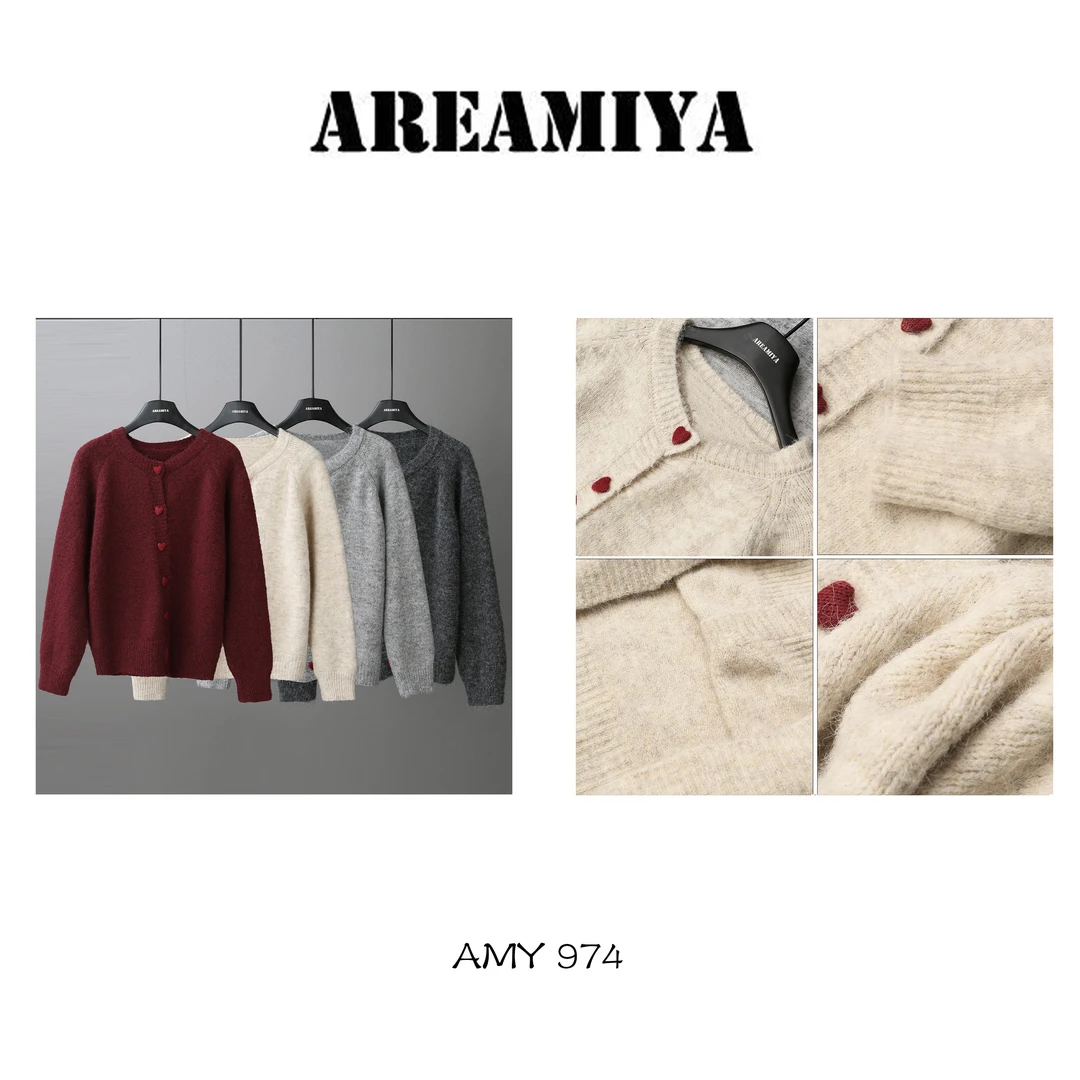 【爱意满满】软糯极简红色爱心排扣毛衣开衫AMY974